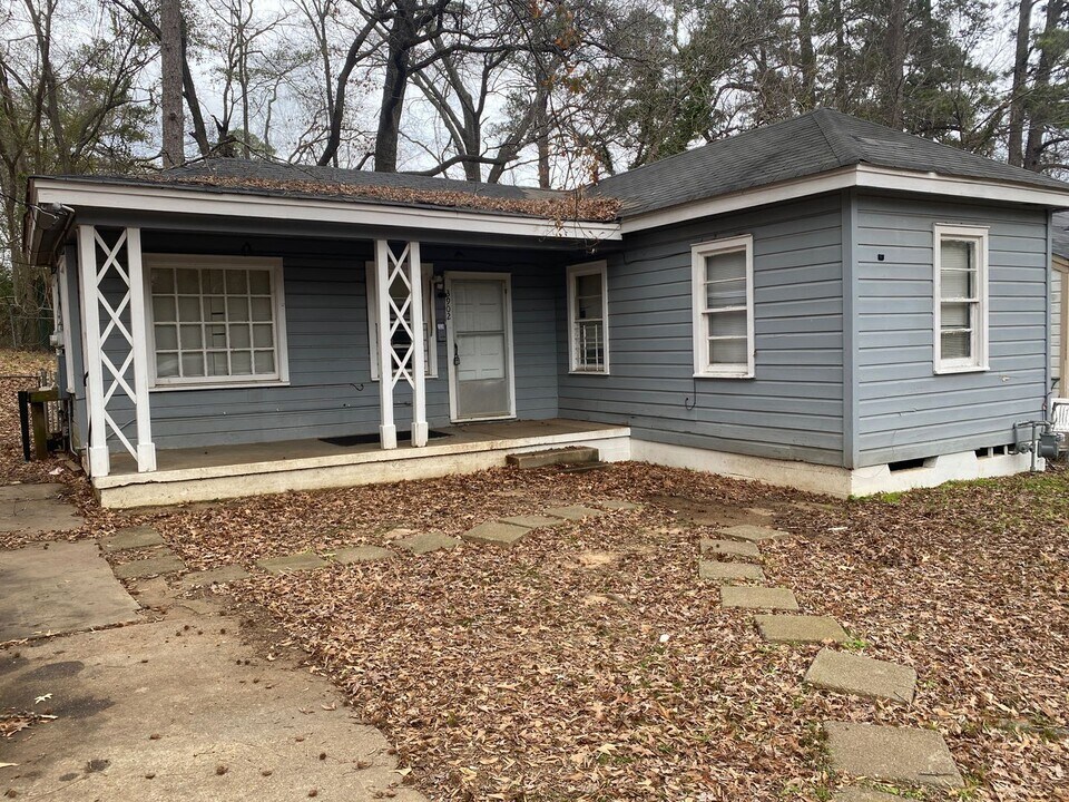 3902 Sumner St in Shreveport, LA - Foto de edificio