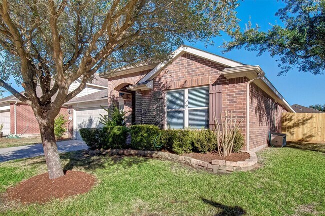 22006 Avonglen Ln in Spring, TX - Building Photo - Building Photo