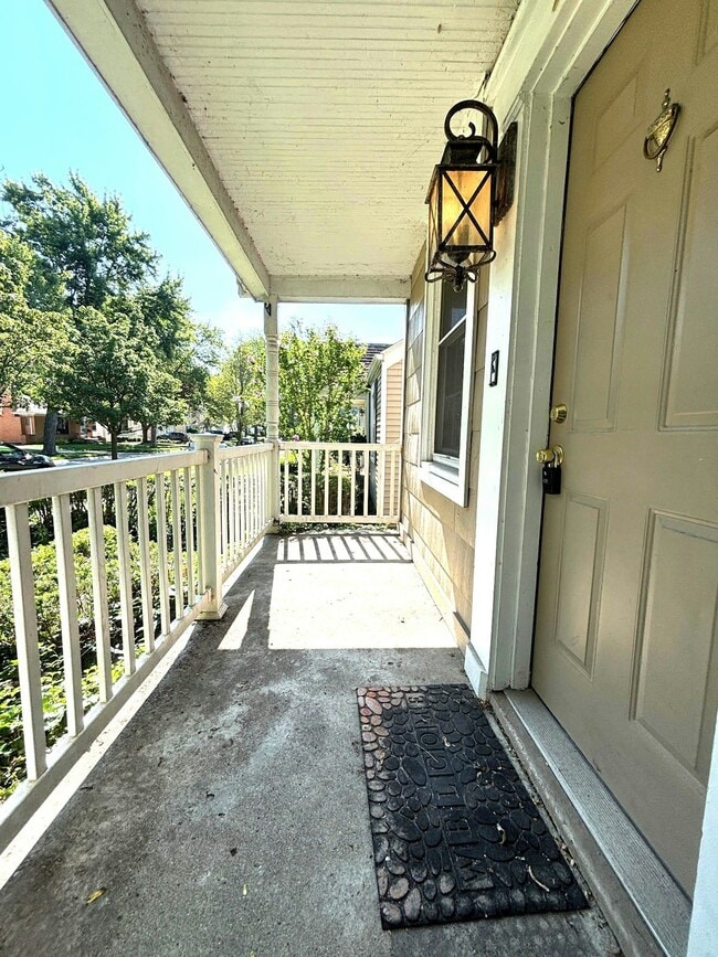 2239 Ridgemont Rd in Grosse Pointe Woods, MI - Building Photo - Building Photo