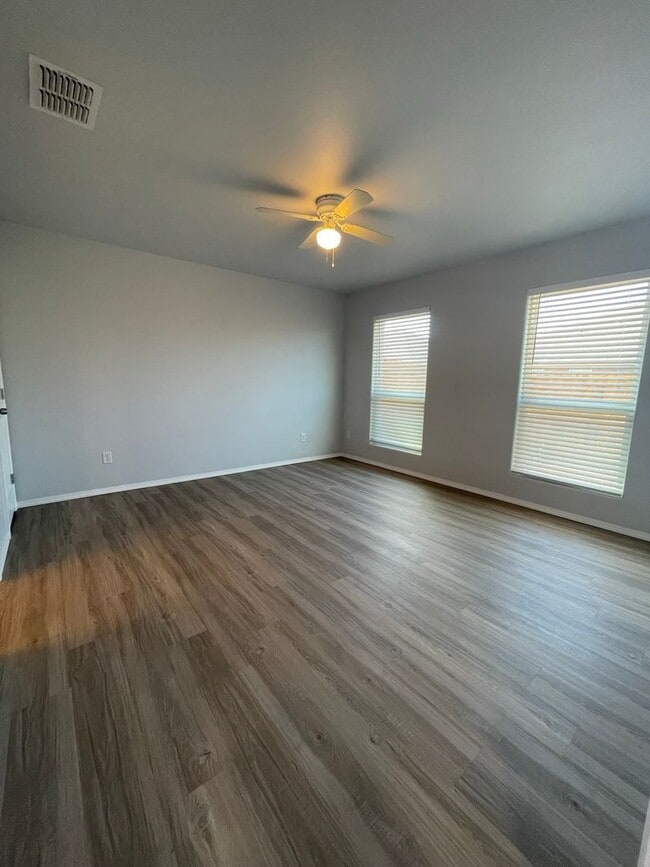 5509 Kemper St in Lubbock, TX - Building Photo - Building Photo