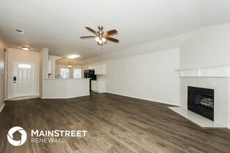 922 Kim Ln in Mesquite, TX - Foto de edificio - Building Photo