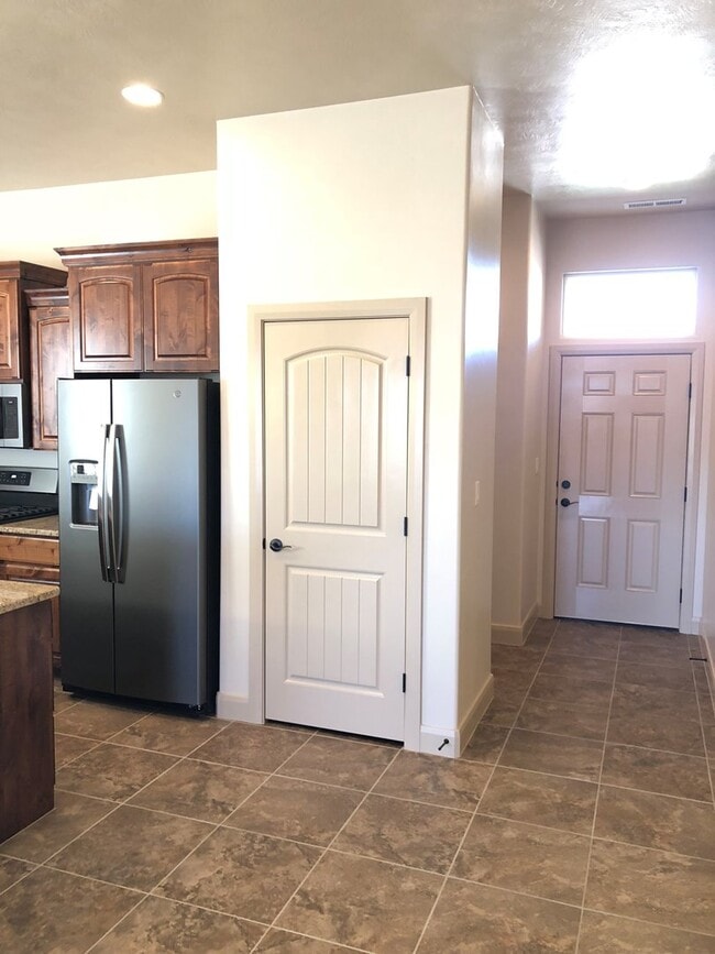 269 N 2530 W in Hurricane, UT - Building Photo - Building Photo