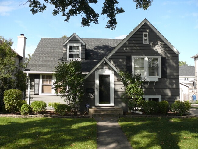 property at 4544 Franklin Ave