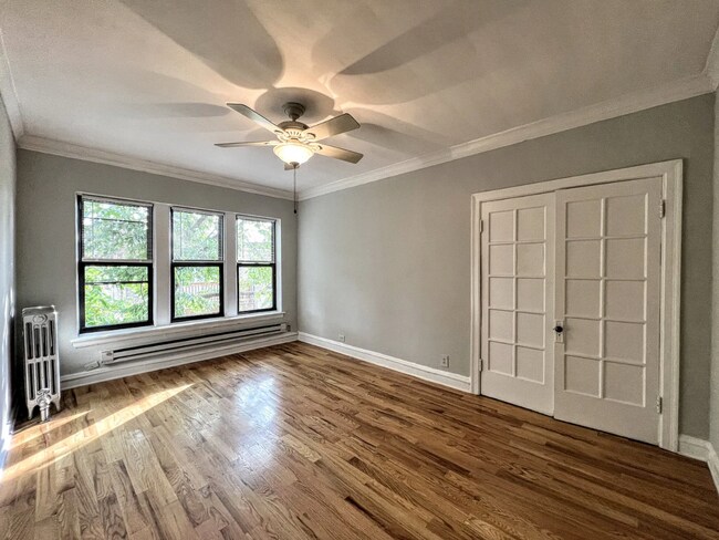 4610 N Paulina St, Unit 202 in Chicago, IL - Building Photo - Building Photo