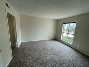 11480 Audelia Rd in Dallas, TX - Foto de edificio - Building Photo