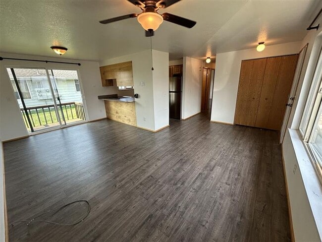 property at 550 Front St