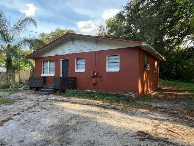 property at 5036 College Dr