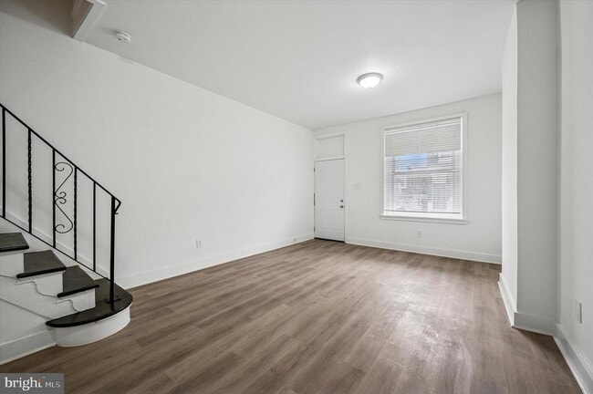 property at 2919 N Mascher St