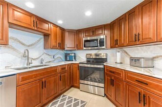 736 Island Way in Clearwater, FL - Building Photo - Building Photo