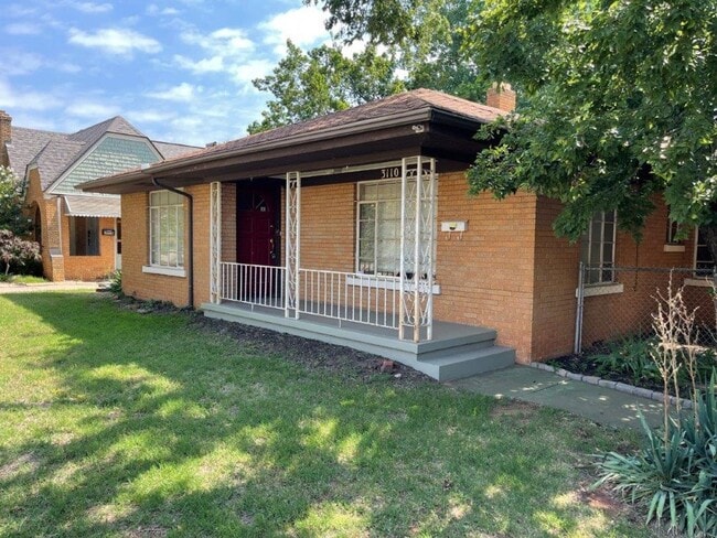 property at 3110 N Hudson Ave