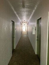 Third Street Executive Residences, LLC in Long Beach, CA - Building Photo - Interior Photo