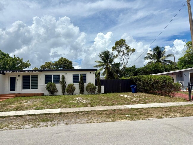 3421 NW 177th Terrace