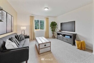 1022 91st Ave SE in Tumwater, WA - Building Photo - Building Photo