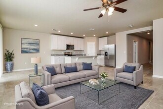 5284 Sanders Oak Trl, Unit 3 in St. Cloud, FL - Building Photo - Building Photo