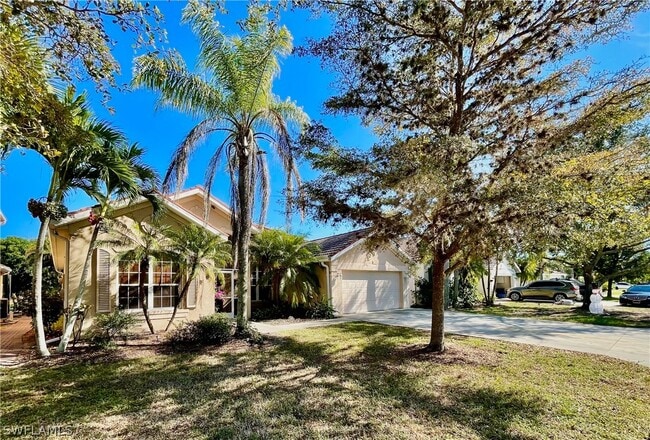 9699 Blue Stone Cir in Ft. Myers, FL - Building Photo - Building Photo