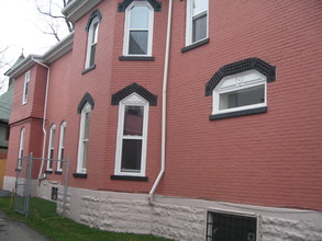 706 W Main St in Rochester, NY - Building Photo - Building Photo