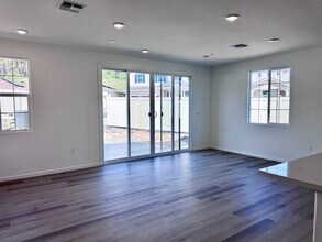 306 Shamrock Dr in Grass Valley, CA - Building Photo - Building Photo