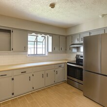 3671 Red Oak Cir W in Orange Park, FL - Building Photo - Building Photo