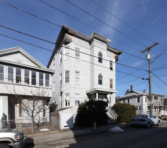 3 Maple St in Waterbury, CT - Building Photo - Building Photo