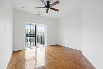 7717 N Marshfield Ave, Unit 3 in Chicago, IL - Building Photo - Building Photo