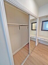 6100 Buckingham Pkwy, Unit 206 in Culver City, CA - Building Photo - Building Photo