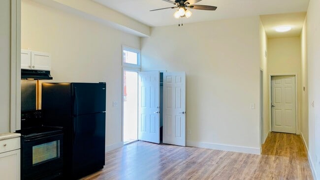 2822 Osage St, Unit A in St. Louis, MO - Building Photo - Building Photo