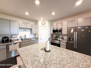 3269 Penny Cove Dr in Jacksonville, FL - Building Photo - Building Photo