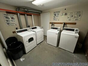 61 S Huntington Ave in Boston, MA - Building Photo - Building Photo