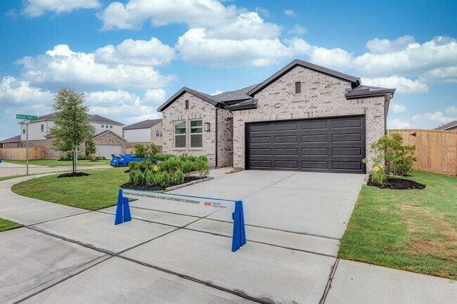 9711 Burlington Bristol Dr in Cypress, TX - Building Photo - Building Photo