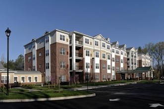 Verena at the Glen-Senior Living in Glen Allen, VA - Building Photo - Building Photo