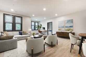 The Birney at Westhampton in Richmond, VA - Foto de edificio - Building Photo