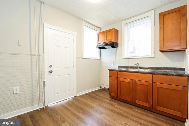 5627 Hadfield St in Philadelphia, PA - Building Photo - Building Photo