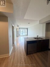 701 Sheppard Ave W in Toronto, ON - Building Photo - Building Photo