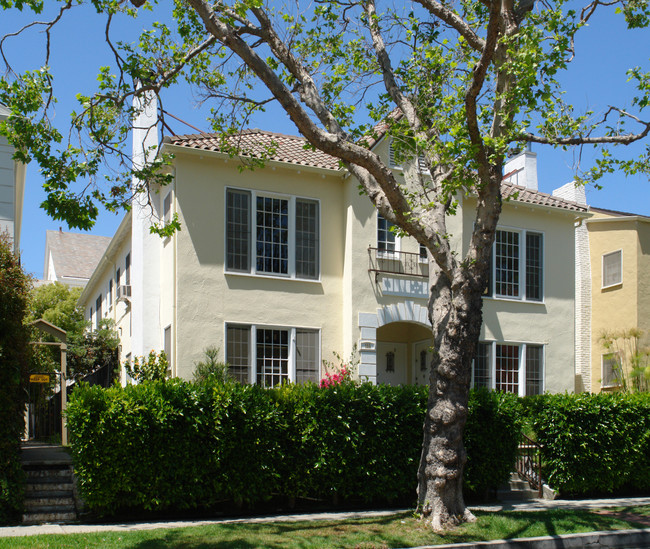 153 S Maple Dr in Beverly Hills, CA - Building Photo - Building Photo