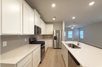 3931 Flora Fld Dr in Brookshire, TX - Building Photo - Building Photo