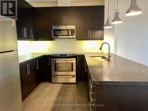 33 Whitmer St in Milton, ON - Building Photo - Building Photo