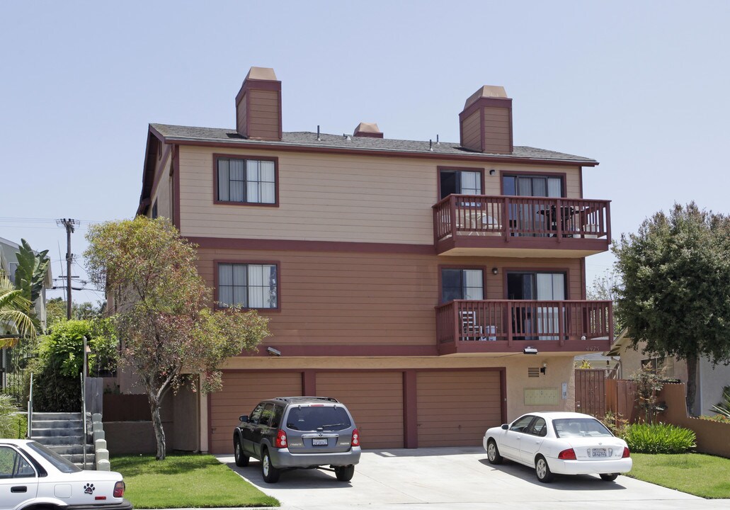 4475 Arizona St in San Diego, CA - Building Photo
