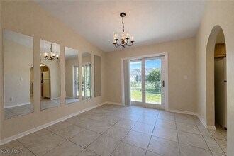 3603 SE 9th Pl in Cape Coral, FL - Foto de edificio - Building Photo