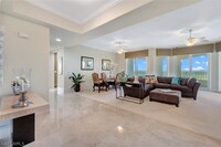 2738 Tiburon Blvd E in Naples, FL - Building Photo - Building Photo