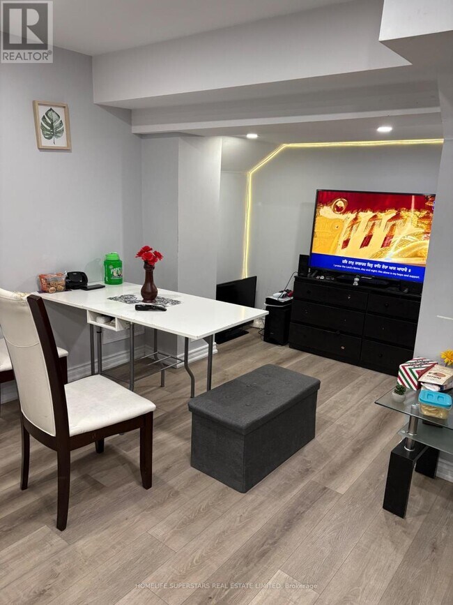 31 Daden Oaks Dr in Brampton, ON - Building Photo - Building Photo