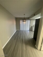 5245 Child Ct in Las Vegas, NV - Building Photo - Building Photo