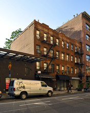 803-807 Washington St in New York, NY - Building Photo - Building Photo