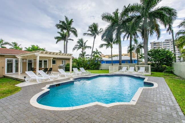 property at 714 Harrison St