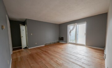 35 Westgate Rd, Unit 4A in Boston College, MA - Building Photo - Building Photo