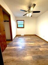 2006 Floyd Pl, Unit 4 in Madison, WI - Foto de edificio - Building Photo