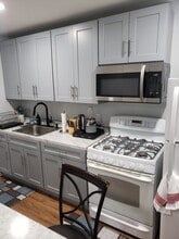 311 Utica Ave, Unit 3F in Brooklyn, NY - Foto de edificio - Building Photo