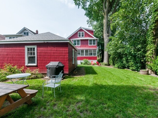 property at 113 Cushing Ave