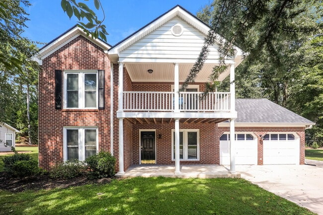 property at 113 Kraftwood Park