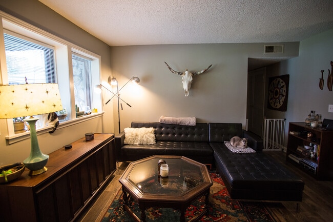 property at 2929 Selena Dr