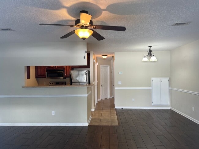 107 Winthrope Ln in Enterprise, AL - Building Photo - Building Photo